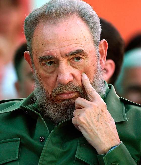 بالفيديو.. ظهور نادر للزعيم فيدل كاسترو بعد غياب دام سنة وشهرين صورة رقم 6 بالفيديو.. ظهور نادر للزعيم فيدل كاسترو بعد غياب دام سنة وشهرين صورة رقم 6