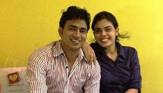 مهاتفة قاتلة.. هندي يسقط من الطابق الثالث خلال محادثته مع عروسه صورة رقم 1