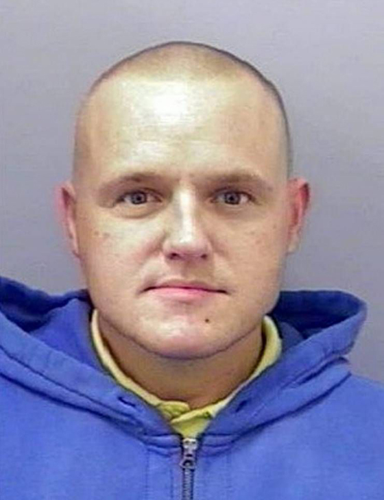 تاجر مخدرات يعيش في السجن مثل الملوك.. شاهد صور السيلفي   صورة رقم 1