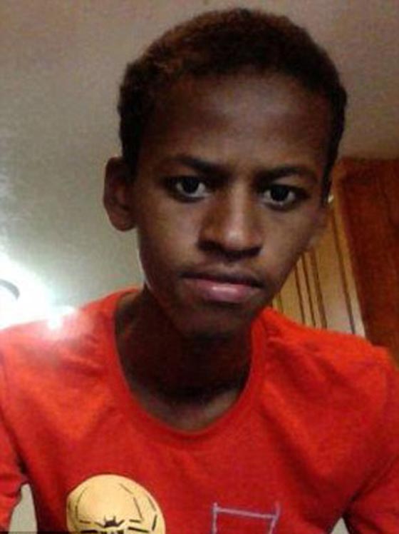 قضى ساعة مختبئا في عجلات طائرة مُقلعة دون ان يصاب باذى!! صورة رقم 1