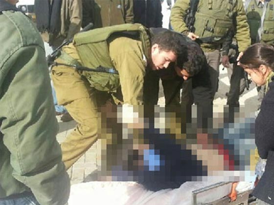 فلسطيني يدفع حياته خلال مهاجمته لجنود اسرائيل بالسلاح الابيض صورة رقم 3