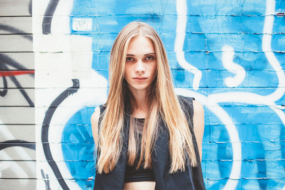    صور شاب يعمل (عارضة ازياء) جذابة مقابل 100 الف جنيه إسترليني صورة رقم 1