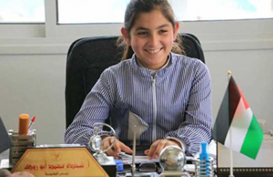   صور طفلة فلسطينية تتولى رئاسة بلدية غزة لمدة 3 ساعات صورة رقم 9