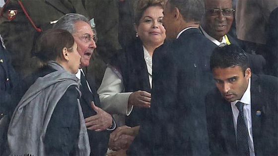 صفحة جديدة ومصافحة تاريخية بين اوباما وراؤول كاسترو في بنما صورة رقم 5 صفحة جديدة ومصافحة تاريخية بين اوباما وراؤول كاسترو في بنما صورة رقم 5