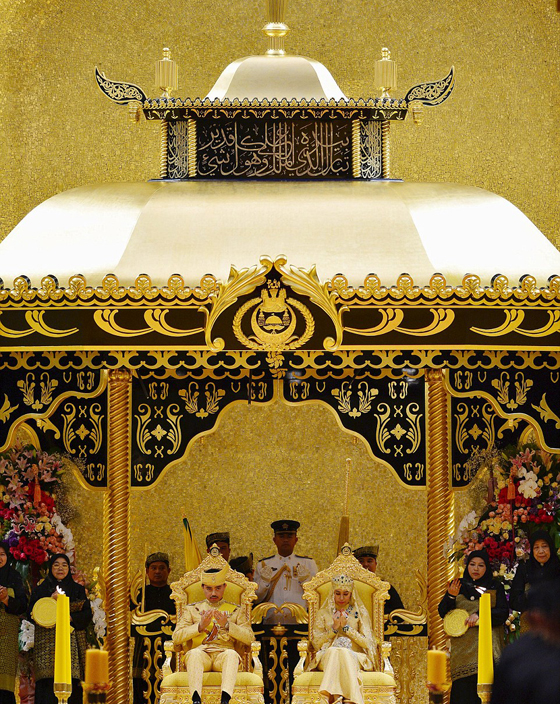 زفاف اسطوري لأصغر ابناء سلطان بروناي في أكبر قصور العالم صورة رقم 15 زفاف اسطوري لأصغر ابناء سلطان بروناي في أكبر قصور العالم صورة رقم 15