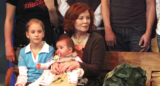 امرأة المانية تجاوزت الـ 65 حامل بأربعة توائم صورة رقم 5 امرأة المانية تجاوزت الـ 65 حامل بأربعة توائم صورة رقم 5