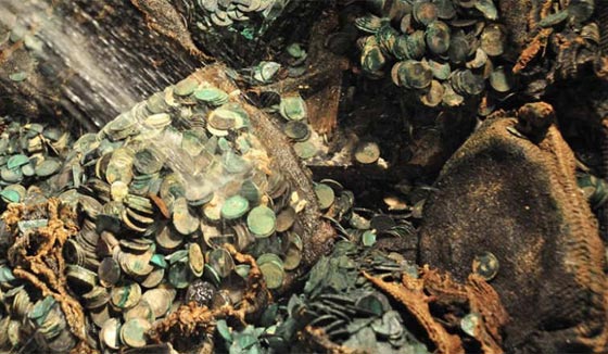 بعد 70 عاما.. انجلترا تحصل على شحنتها المكونة من اطنان الفضة صورة رقم 8