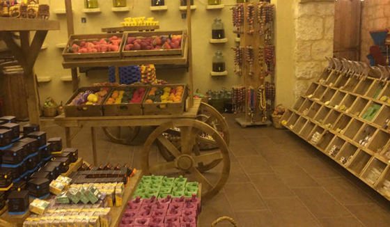 صور اغلى صابون في العالم من لبنان مصنوع من الذهب، العطور ومسحوق الماس  صورة رقم 7