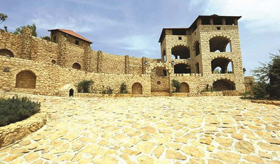 صور اغلى صابون في العالم من لبنان مصنوع من الذهب، العطور ومسحوق الماس  صورة رقم 1