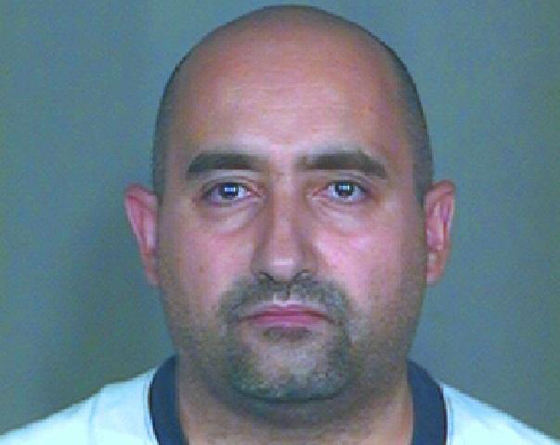 مأساة مغربية في اريزونا.. قتل امه وزوجة اخيه وشقيقيه وانتحر صورة رقم 1 مأساة مغربية في اريزونا.. قتل امه وزوجة اخيه وشقيقيه وانتحر صورة رقم 1