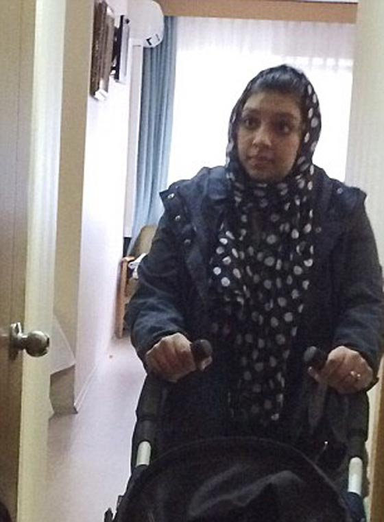 تركيا تعتقل عائلة بريطانية مع 4 اطفال كانت في طريقها الى داعش صورة رقم 4 تركيا تعتقل عائلة بريطانية مع 4 اطفال كانت في طريقها الى داعش صورة رقم 4