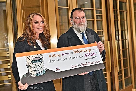 كارثة اليهود تحتل واجهات باصات نيويورك.. بامر قضائي!! صورة رقم 2 كارثة اليهود تحتل واجهات باصات نيويورك.. بامر قضائي!! صورة رقم 2