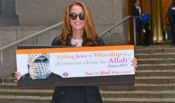 كارثة اليهود تحتل واجهات باصات نيويورك.. بامر قضائي!! صورة رقم 1 كارثة اليهود تحتل واجهات باصات نيويورك.. بامر قضائي!! صورة رقم 1