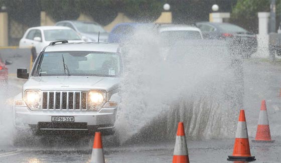 باالفيديو.. شاهد كيف شوشت الفيضانات الحياة في استراليا صورة رقم 4 باالفيديو.. شاهد كيف شوشت الفيضانات الحياة في استراليا صورة رقم 4