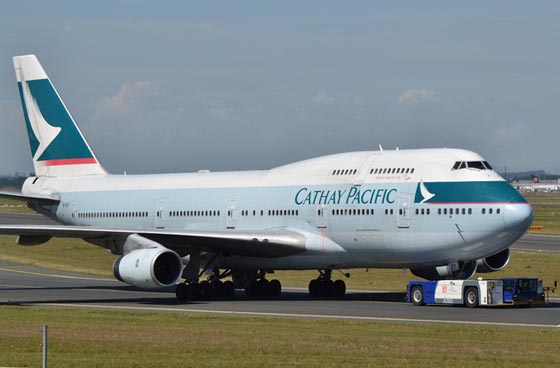 سكاكين القبطان تؤدي لاعتقاله قبل اقلاع الطائرة بدقائق صورة رقم 2 سكاكين القبطان تؤدي لاعتقاله قبل اقلاع الطائرة بدقائق صورة رقم 2