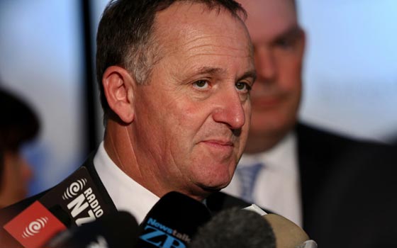 نادلة تتعرض لشدها من شعرها خلال ستة اشهر.. والفاعل رئيس الوزراء صورة رقم 9 نادلة تتعرض لشدها من شعرها خلال ستة اشهر.. والفاعل رئيس الوزراء صورة رقم 9