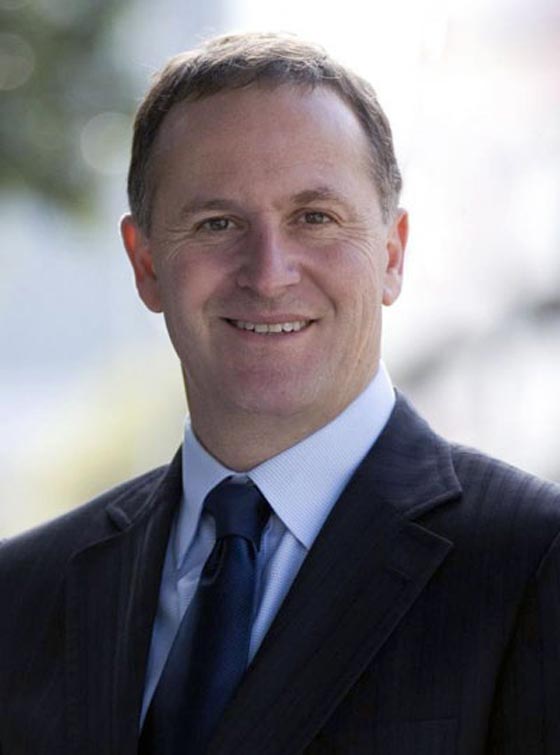 نادلة تتعرض لشدها من شعرها خلال ستة اشهر.. والفاعل رئيس الوزراء صورة رقم 8 نادلة تتعرض لشدها من شعرها خلال ستة اشهر.. والفاعل رئيس الوزراء صورة رقم 8