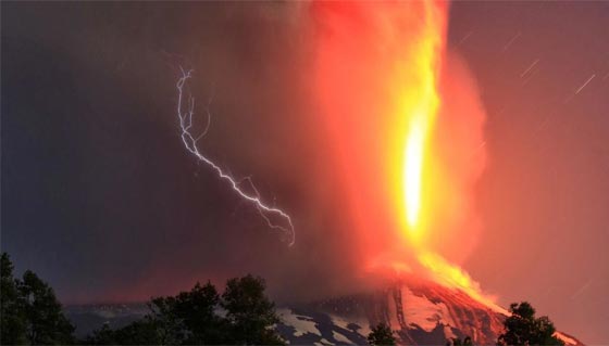 فيديو وصور: بعد 42 عاما من الهدوء.. بركان تشيلي يثور مجددا صورة رقم 3 فيديو وصور: بعد 42 عاما من الهدوء.. بركان تشيلي يثور مجددا صورة رقم 3
