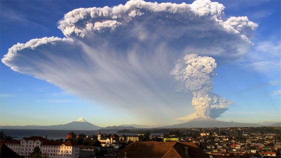 فيديو وصور: بعد 42 عاما من الهدوء.. بركان تشيلي يثور مجددا صورة رقم 2 فيديو وصور: بعد 42 عاما من الهدوء.. بركان تشيلي يثور مجددا صورة رقم 2