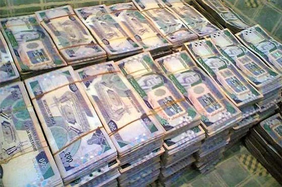 لص سعودي تائب يعيد نقودا سرقها قبل 20 عاما الى صاحبها صورة رقم 2 لص سعودي تائب يعيد نقودا سرقها قبل 20 عاما الى صاحبها صورة رقم 2