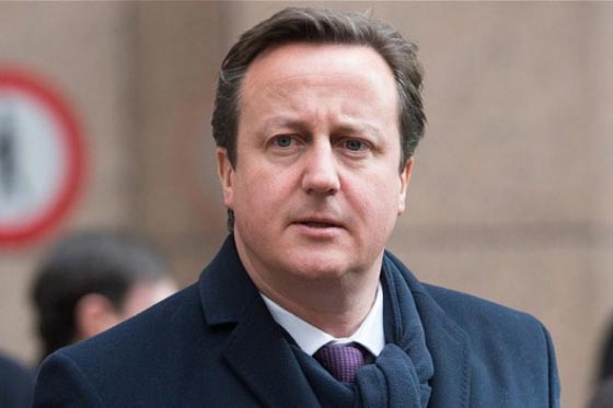 ديفيد كاميرون يحتار في اسم الفريق الكروي الذي يشجعه ويثير الجدل صورة رقم 1