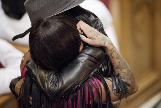 فيديو وصور.. بالتيمور الأمريكية تشتعل بعد وفاة شاب أسود في المعتقل صورة رقم 2