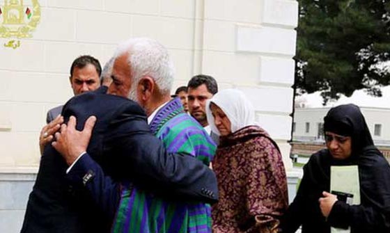 افغانستان: فرخندة تطارد قاتليها بعد اربعين يوما من قتلها والقائها في النهر صورة رقم 2