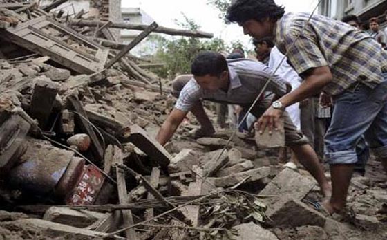 زلزال النيبال يكشف عن ملاك الرحمة الاسرائيلي.. فهل ترضى غزة؟ صورة رقم 1