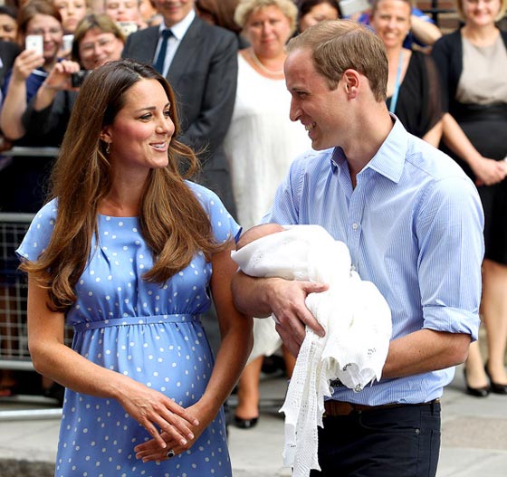 ولادة اميرة بريطانيا الجديدة شقيقة للامير الصغير جورج صورة رقم 3 ولادة اميرة بريطانيا الجديدة شقيقة للامير الصغير جورج صورة رقم 3