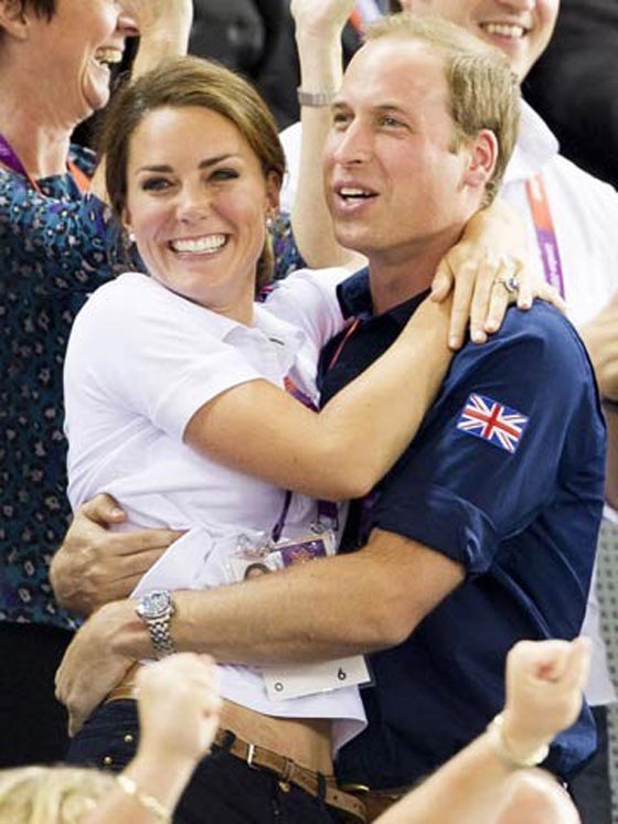 ولادة اميرة بريطانيا الجديدة شقيقة للامير الصغير جورج صورة رقم 8 ولادة اميرة بريطانيا الجديدة شقيقة للامير الصغير جورج صورة رقم 8