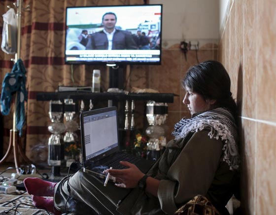 بالصور.. نساء كرديات في الصفوف الامامية يقاتلن تنظيم داعش صورة رقم 5