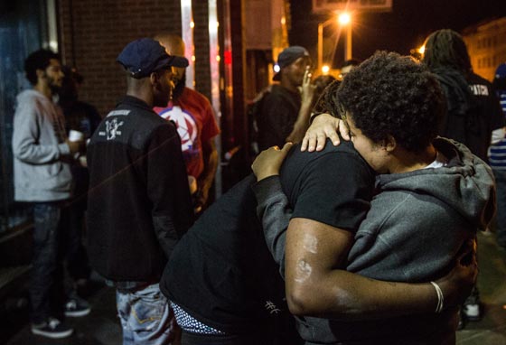 قتيل بالتيمور الاسود.. يطالب بالعدالة عبر الالاف من اصوات ابناء قومه صورة رقم 8 قتيل بالتيمور الاسود.. يطالب بالعدالة عبر الالاف من اصوات ابناء قومه صورة رقم 8