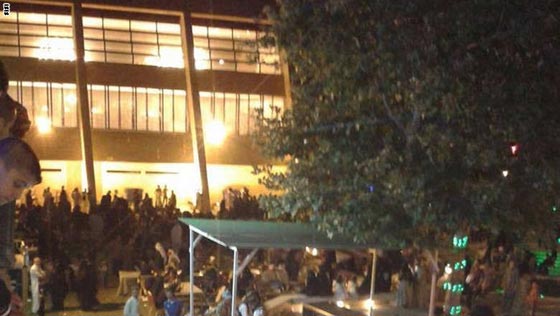 بالصور.. داعش يعيد افتتاح فندق نينوى الدولي تحت مسمى الوارثين صورة رقم 3 بالصور.. داعش يعيد افتتاح فندق نينوى الدولي تحت مسمى الوارثين صورة رقم 3