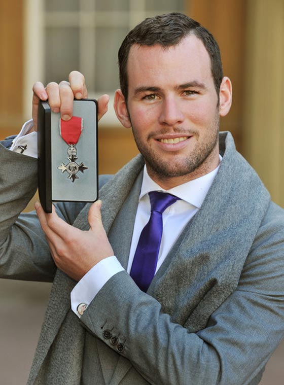 فيديو.. اردوغان اطال الخطاب فشعر الدرّاج بالملل وغادر منصة التتويج صورة رقم 8