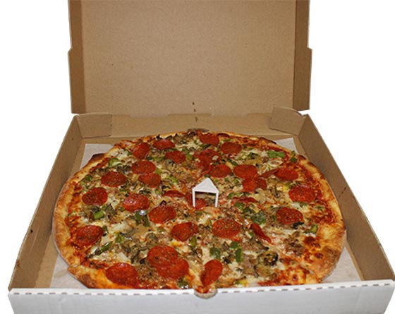 اوصل البيتزا رغم معاناته من السرقة ونزفه من الطعن بالسكين!! صورة رقم 2