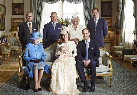 سارا.. عنوان فضيحة قد تعصف بامن القصر الملكي البريطاني!! صورة رقم 8