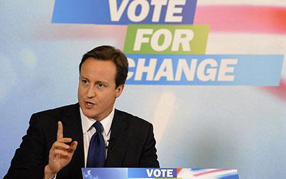  كاميرون يحظى بولاية جديدة لخمس سنوات رئاسية جديدة صورة رقم 5