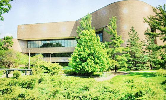 صور اشهر الجامعات العالمية التي خرّجت مليارديرات وأثرى اثرياء العالم صورة رقم 2 صور اشهر الجامعات العالمية التي خرّجت مليارديرات وأثرى اثرياء العالم صورة رقم 2