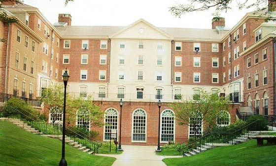 صور اشهر الجامعات العالمية التي خرّجت مليارديرات وأثرى اثرياء العالم صورة رقم 5 صور اشهر الجامعات العالمية التي خرّجت مليارديرات وأثرى اثرياء العالم صورة رقم 5