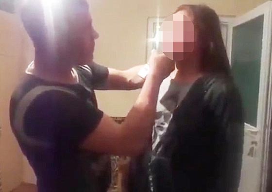 رومانيا: عودة البنت متأخرة تكلفها غاليا.. ووالدها يدفع الفاتورة بالسجن  صورة رقم 3