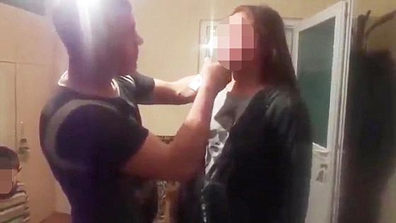 رومانيا: عودة البنت متأخرة تكلفها غاليا.. ووالدها يدفع الفاتورة بالسجن  صورة رقم 5