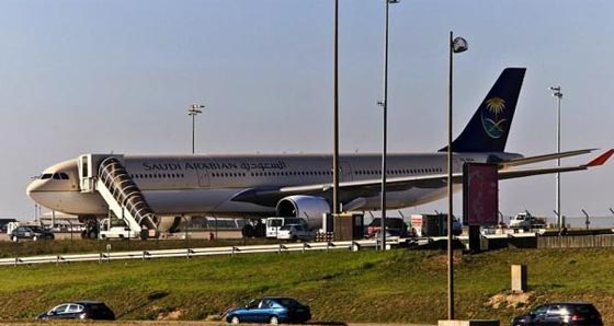 السعوديون.. لا علاقة للطائرة التي هبطت في مطار تل ابيب باسطولنا الجوي صورة رقم 1