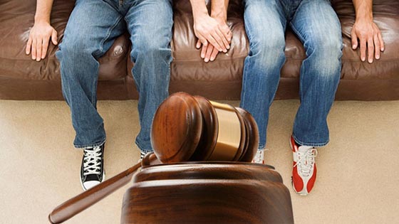 مبعوثة الله ويسوع المسيح تقاضي المثليين جميعا! صورة رقم 1