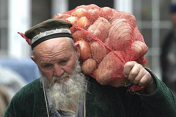 طاجيكستان تحظر اللحية والحجاب والاسماء العربية في بلد 90% من سكانه مسلمون صورة رقم 1 طاجيكستان تحظر اللحية والحجاب والاسماء العربية في بلد 90% من سكانه مسلمون صورة رقم 1