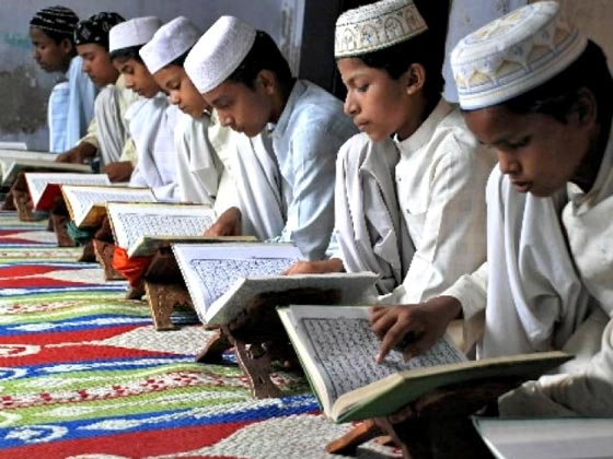 طاجيكستان تحظر اللحية والحجاب والاسماء العربية في بلد 90% من سكانه مسلمون صورة رقم 3 طاجيكستان تحظر اللحية والحجاب والاسماء العربية في بلد 90% من سكانه مسلمون صورة رقم 3