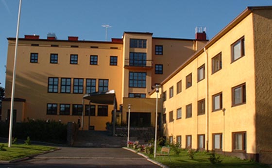 مدرسة في المدينة المنورة تشكو من  سيطرة الجن على بناتها!! صورة رقم 1