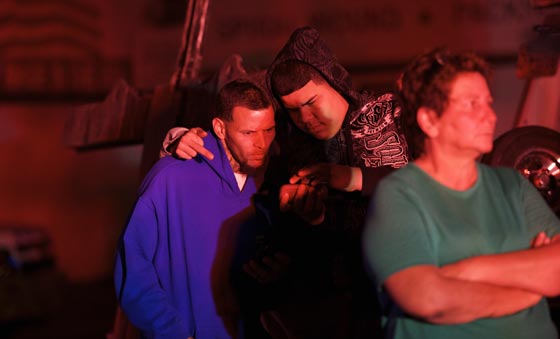  فيلادلفيا: 55 قتيلا وجريحا في حادث انحراف قطار عن مساره صورة رقم 1