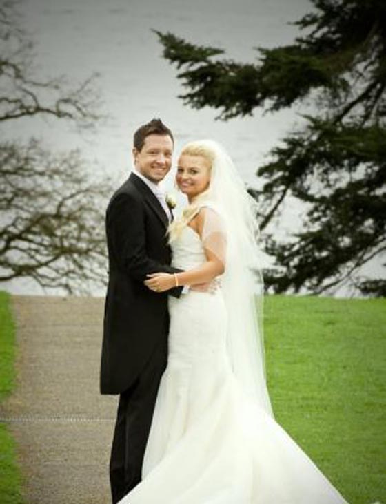 كاهن ايرلندي حقق شهرة عالمية في الغناء بعد ان تجاوز الستين  صورة رقم 6