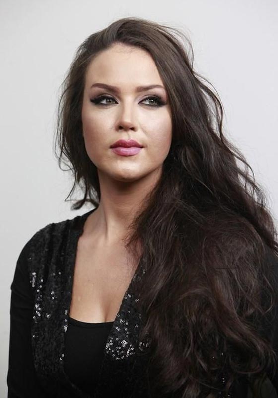 اجمل مسلمة بريطانية تتحدث عن تجربتها المثيرة في اعتناقها لدين محمد صورة رقم 6 اجمل مسلمة بريطانية تتحدث عن تجربتها المثيرة في اعتناقها لدين محمد صورة رقم 6