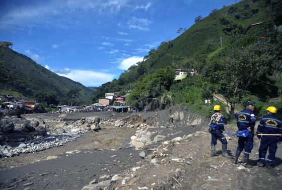 انهيار أرضي يزيل قرية كولومبية من الخارطة ويقتل العشرات صورة رقم 8